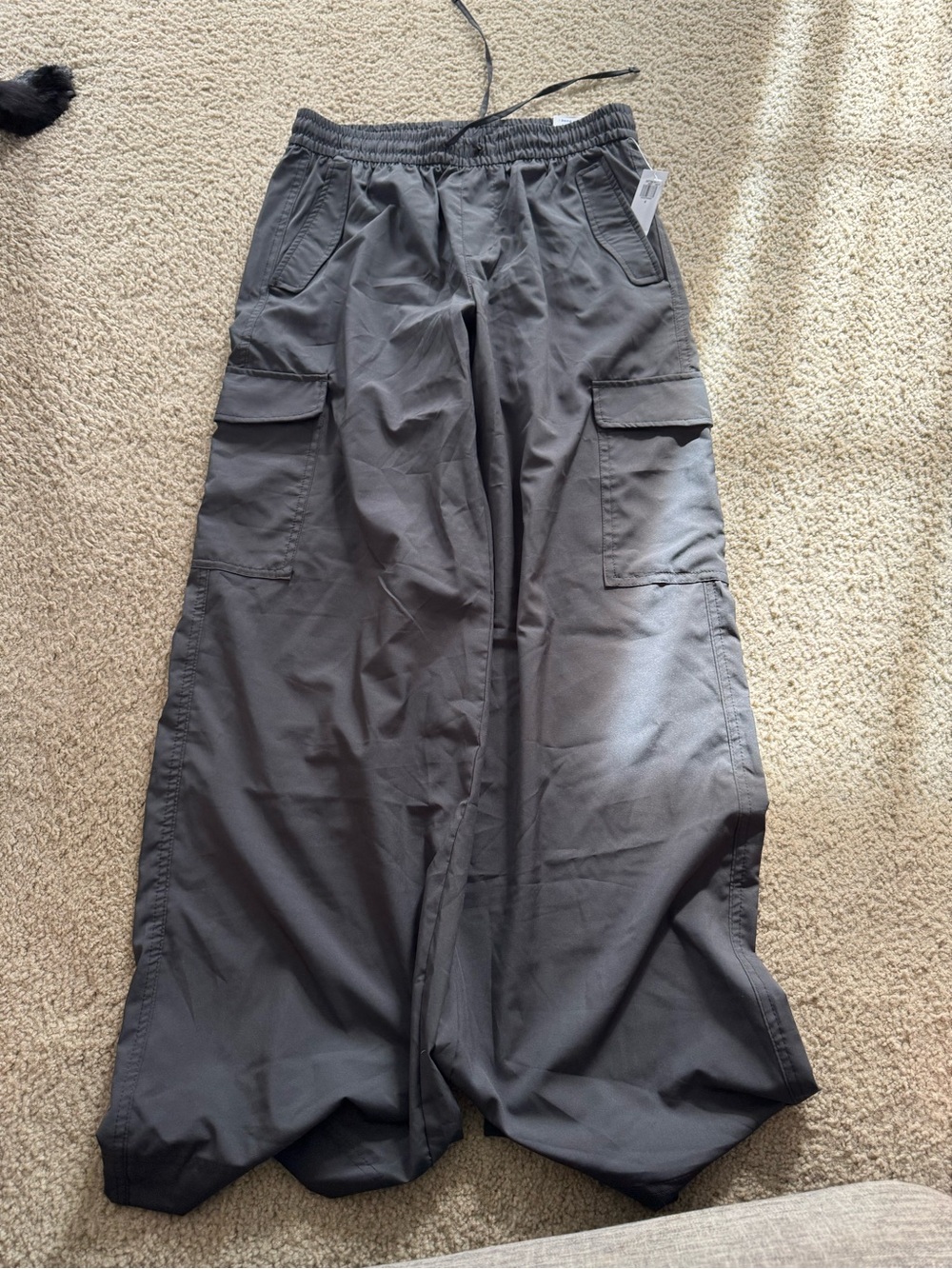 Old Navy Women's Wide-Leg Cargo Track Pants - Charcoal Gray